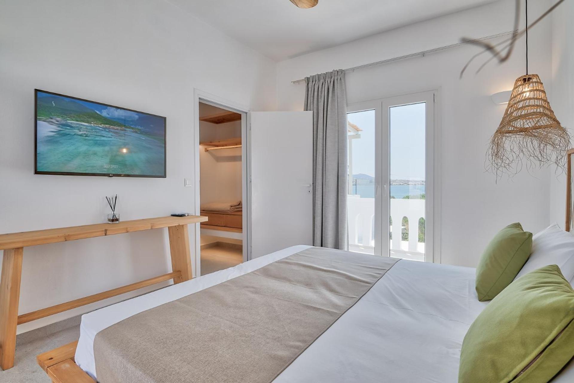 Marinatou Suites Antiparos Town Exteriör bild