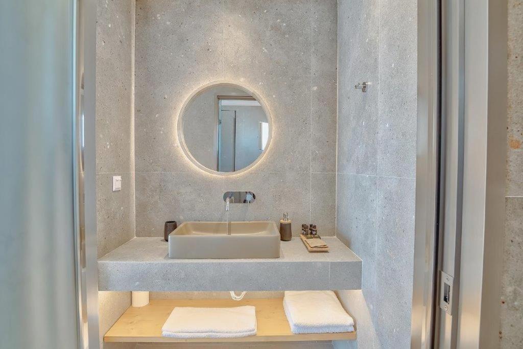 Marinatou Suites Antiparos Town Exteriör bild